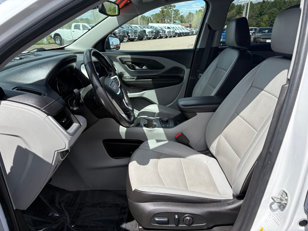 2022 GMC Terrain AWD SLT