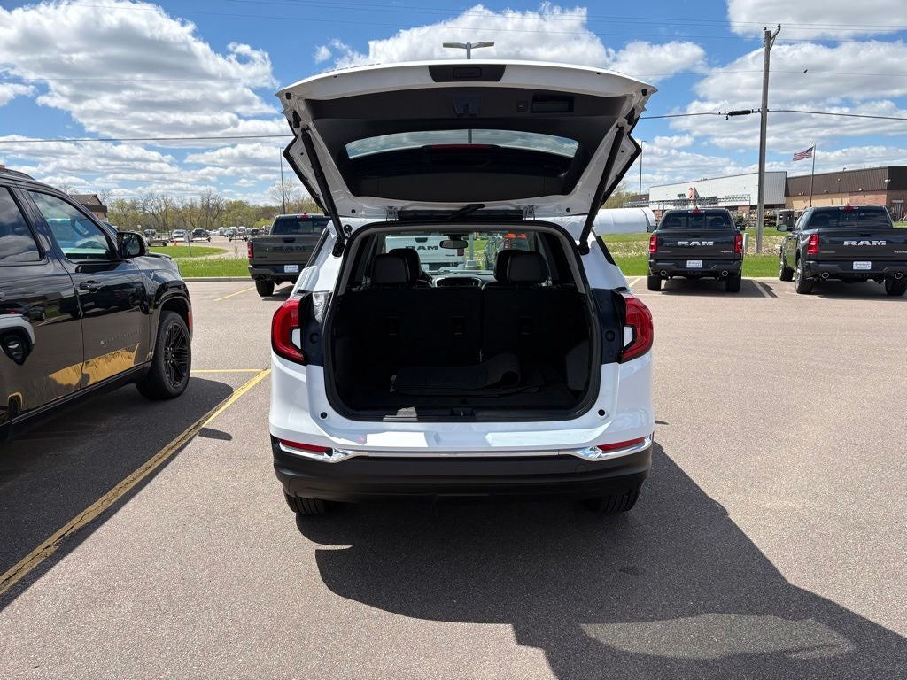2022 GMC Terrain AWD SLT