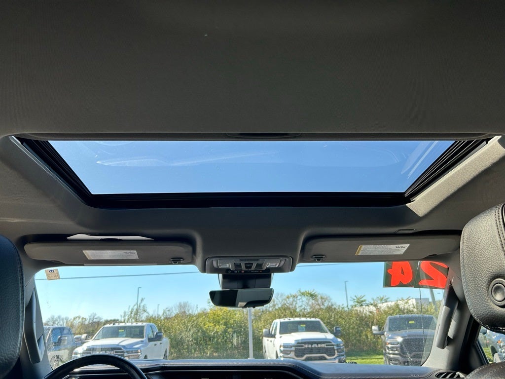 2024 GMC Sierra 1500 4WD Crew Cab Standard Box Denali