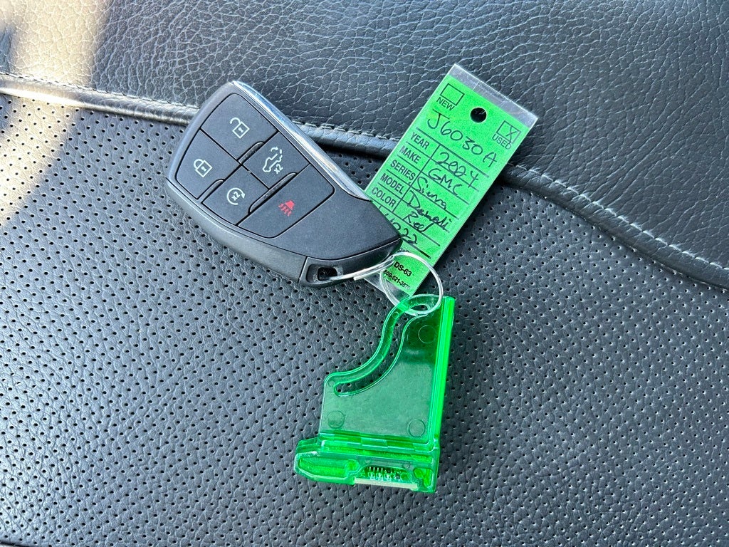 2024 GMC Sierra 1500 4WD Crew Cab Standard Box Denali