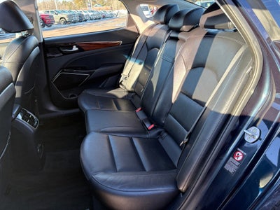 2018 Kia Cadenza Technology