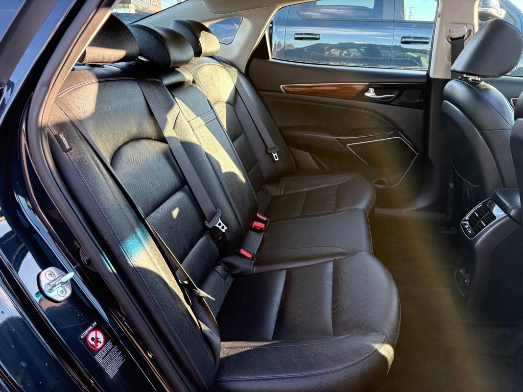 2018 Kia Cadenza Technology