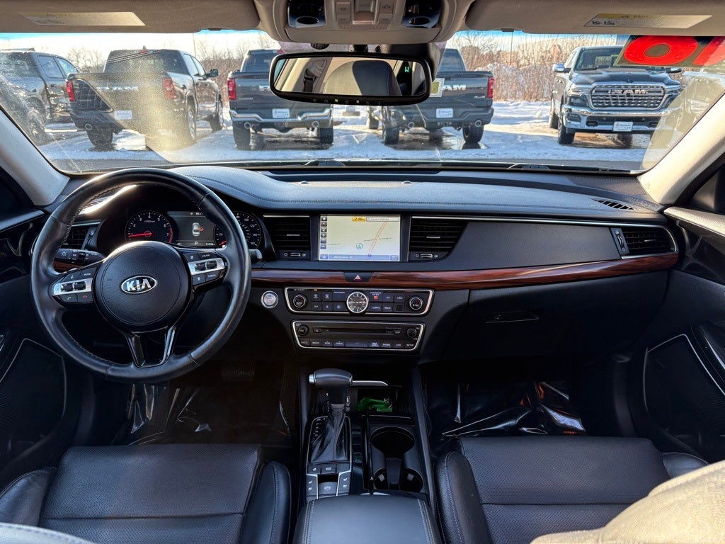2018 Kia Cadenza Technology