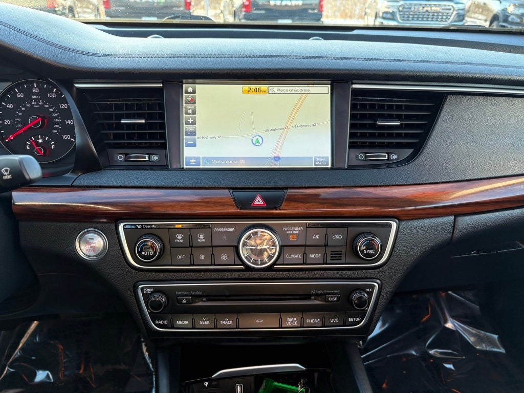 2018 Kia Cadenza Technology