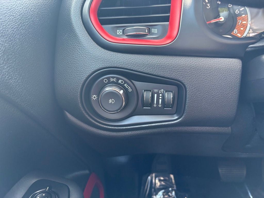 2023 Jeep Renegade Trailhawk 4x4