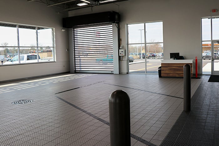 drive-in service lanes